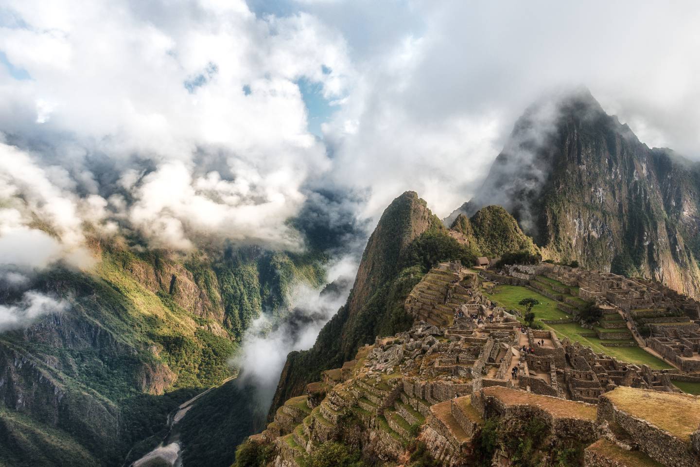 Around the World: A Luxury Tour By Private Jet – February 17, 2026