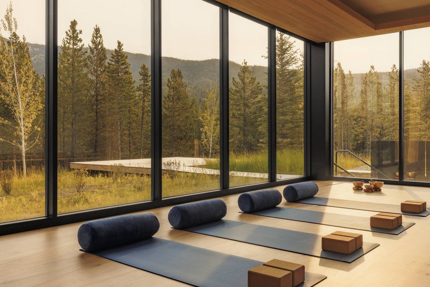 One&Only Moonlight Basin_Yoga Studio